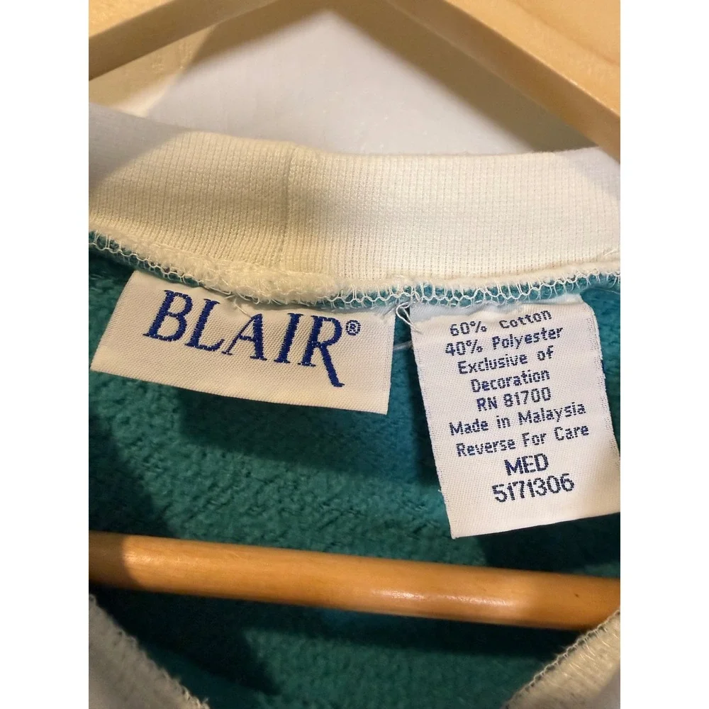 Blair Women's Medium Embroidered Floral Sweatshirt Blue Cottagecore Crewneck